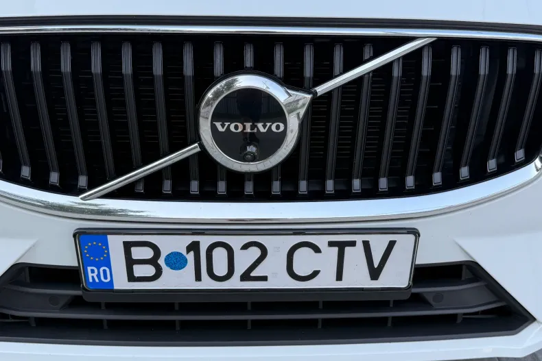 Volvo XC60 din 2022 cu 102.545 km - oferta VOL240771 - foto 18