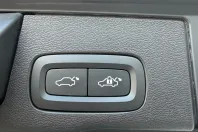 Volvo XC60 din 2022 cu 102.545 km - oferta VOL240771 - foto 26