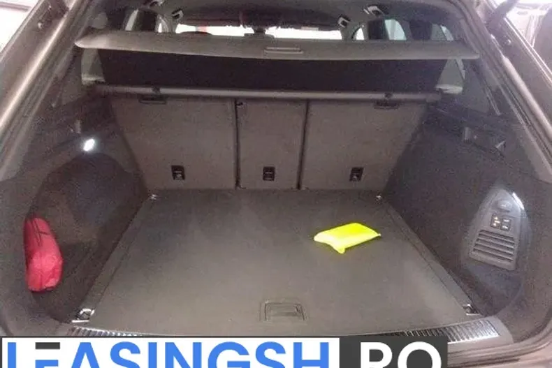 Volkswagen Touareg din 2025 cu 12.931 km - oferta VOL240775 - foto 5
