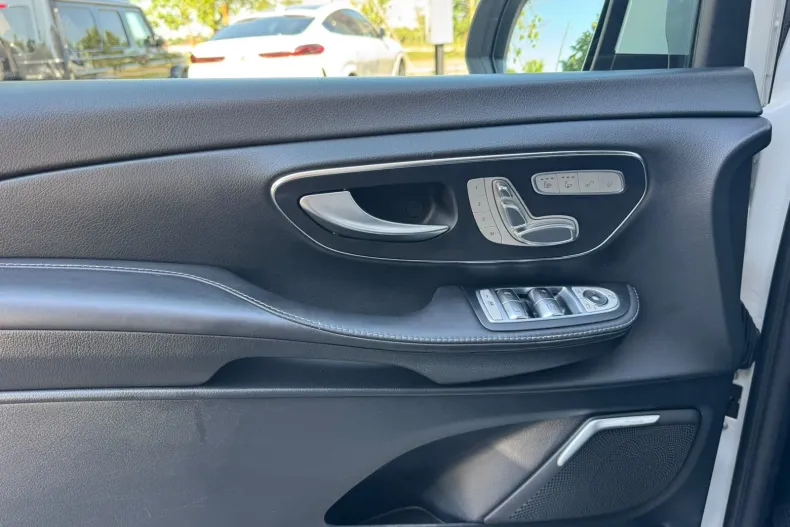 Mercedes-Benz V 300 (Clasa V) din 2020 cu 134.228 km - oferta MER240786 - foto 15