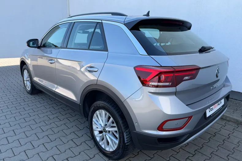 Volkswagen T-Roc din 2023 cu 44.050 km - oferta VOL240788 - foto 4
