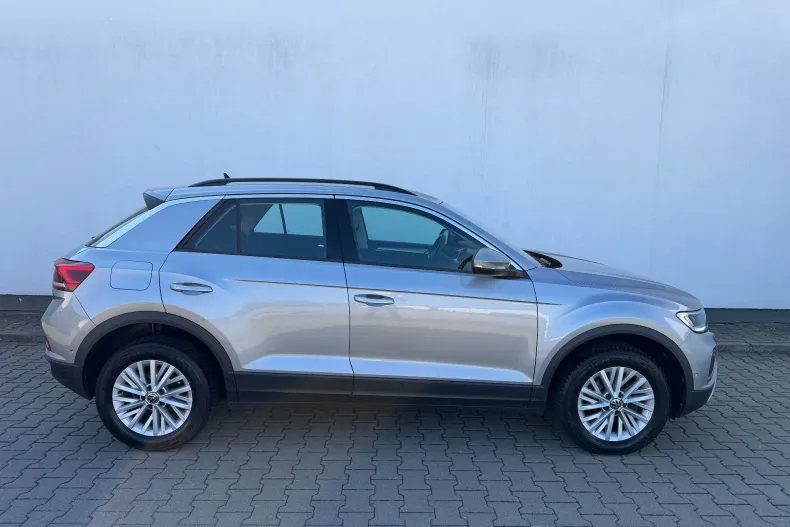Volkswagen T-Roc din 2023 cu 44.050 km - oferta VOL240788 - foto 7