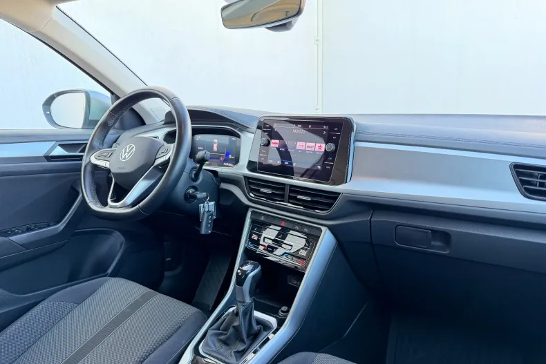 Volkswagen T-Roc din 2023 cu 44.050 km - oferta VOL240788 - foto 8
