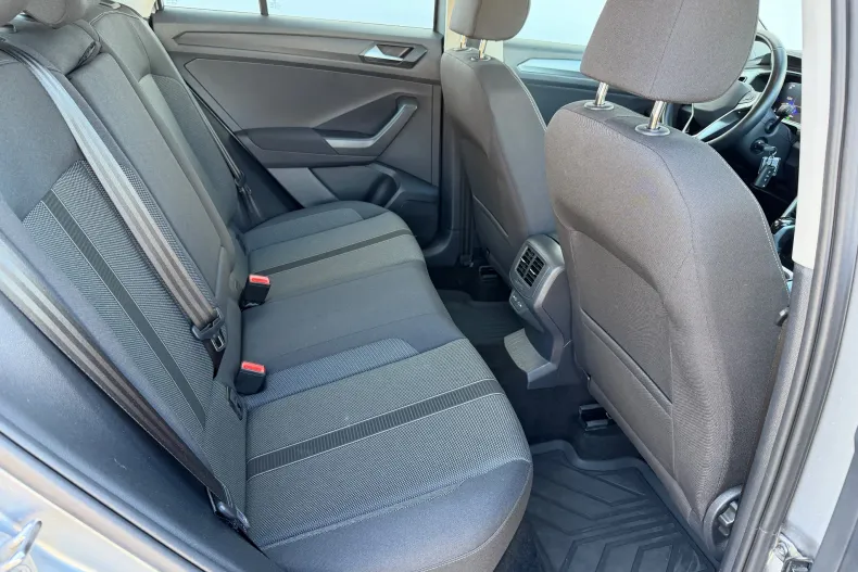 Volkswagen T-Roc din 2023 cu 44.050 km - oferta VOL240788 - foto 19