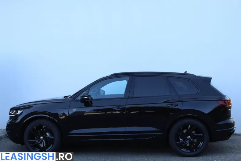Volkswagen Touareg din 2025 cu 5.500 km - oferta VOL240791 - foto 5