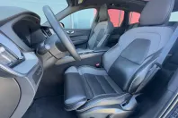 Volvo XC60 din 2023 cu 102.061 km - oferta VOL240808 - foto 13