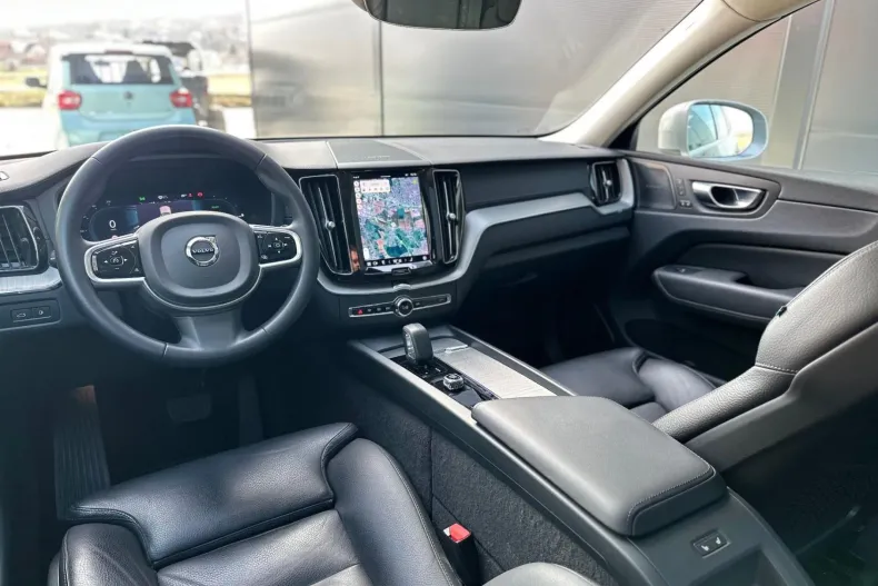 Volvo XC60 din 2022 cu 100.186 km - oferta VOL240810 - foto 22
