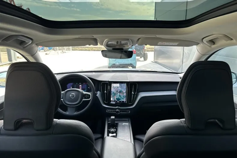Volvo XC60 din 2022 cu 100.186 km - oferta VOL240810 - foto 26