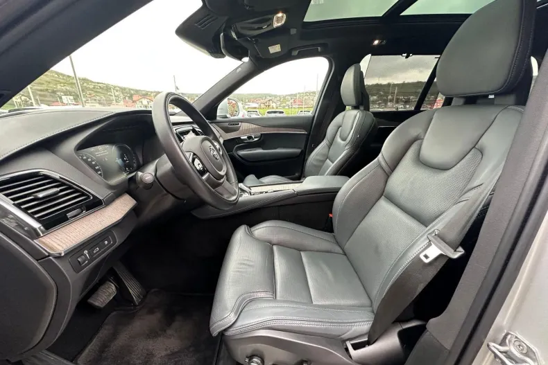 Volvo XC90 din 2021 cu 105.786 km - oferta VOL240811 - foto 11