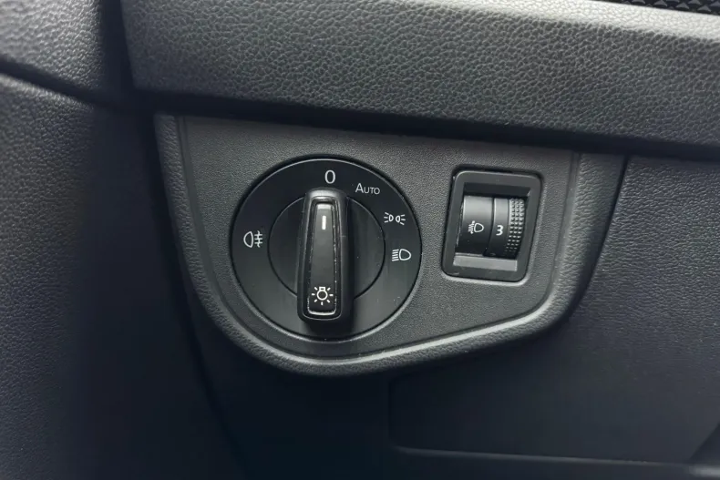 Volkswagen Taigo din 2022 cu 93.319 km - oferta VOL240816 - foto 23