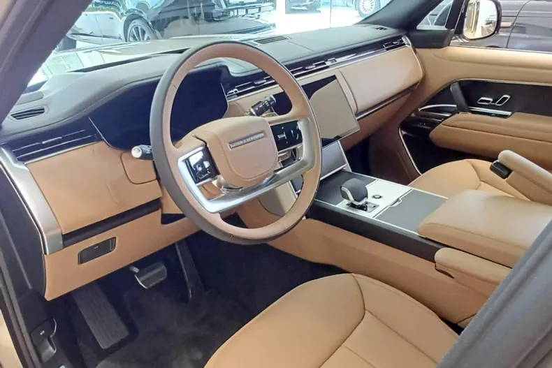 Land Rover Range Rover din 2025 cu 1 km - oferta LAN240823 - foto 3