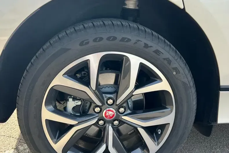 Jaguar I-Pace din 2021 cu 1.500 km - oferta JAG240824 - foto 9