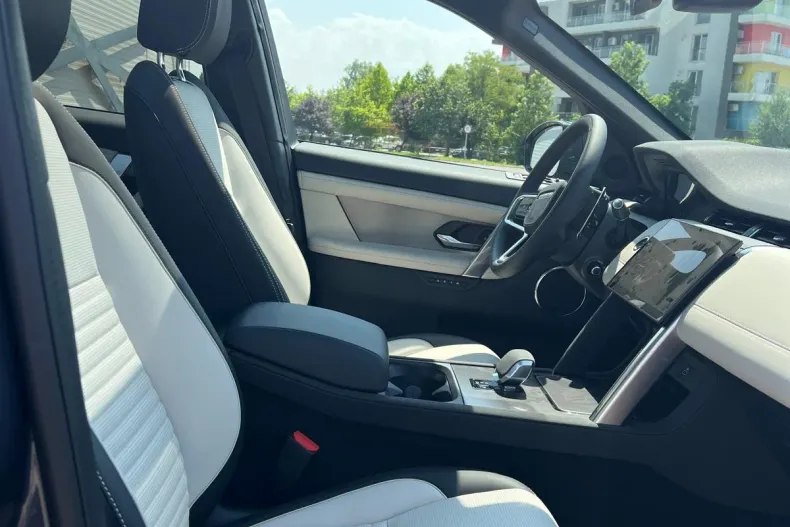 Land Rover Discovery Sport din 2023 cu 35.000 km - oferta LAN240829 - foto 6