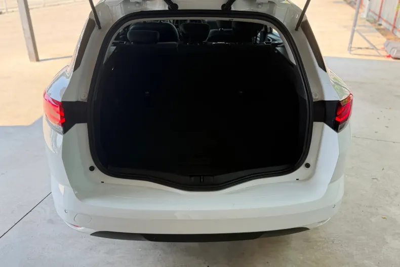 Renault Megane din 2023 cu 129.257 km - oferta REN240836 - foto 10