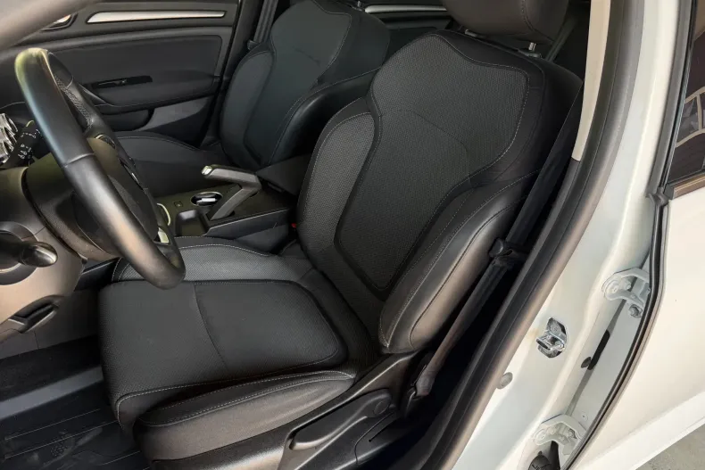 Renault Megane din 2023 cu 129.257 km - oferta REN240836 - foto 37