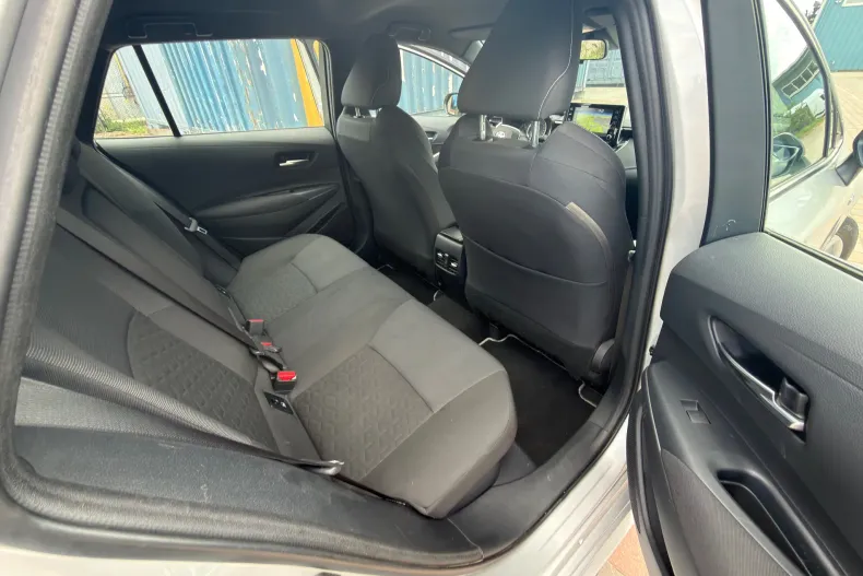 Toyota Corolla din 2021 cu 104.339 km - oferta TOY240847 - foto 18
