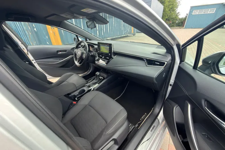 Toyota Corolla din 2021 cu 104.339 km - oferta TOY240847 - foto 19