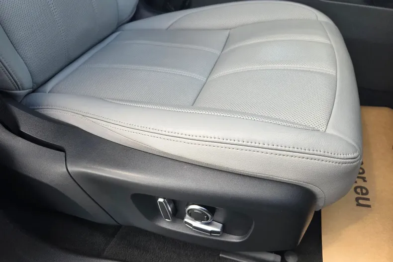 Land Rover Range Rover Evoque din 2021 cu 72.630 km - oferta LAN240867 - foto 22