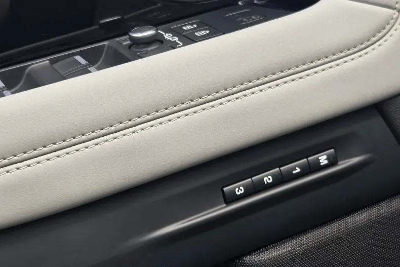 Land Rover Range Rover Evoque din 2021 cu 72.630 km - oferta LAN240867 - foto 30