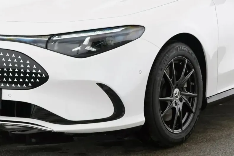 Mercedes-Benz CLA 250 (Clasa CLA) din 2025 cu 13.500 km - oferta MER240869 - foto 9