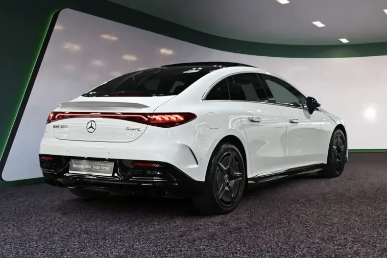 Mercedes-Benz EQE (Clasa E) din 2025 cu 3.818 km - oferta MER240871 - foto 4