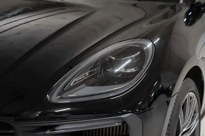 Porsche Macan din 2023 cu 42.600 km - oferta POR240877 - foto 13