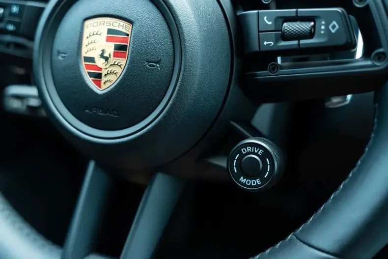 Porsche Macan din 2023 cu 25.000 km - oferta POR240878 - foto 26