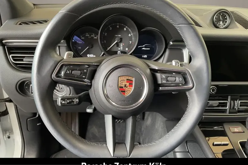 Porsche Macan din 2024 cu 18.431 km - oferta POR240880 - foto 15