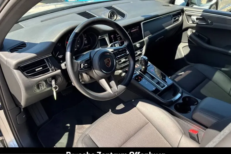 Porsche Macan din 2023 cu 38.157 km - oferta POR240884 - foto 4
