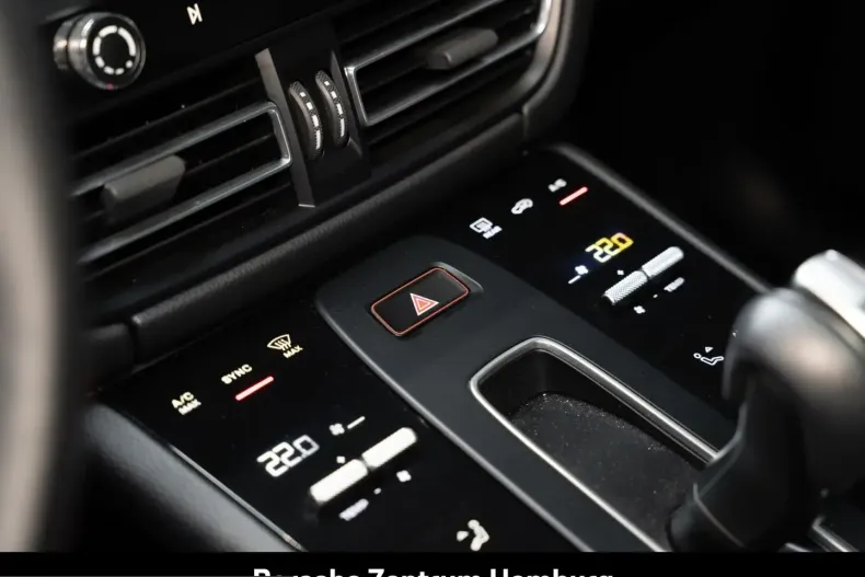 Porsche Macan din 2023 cu 50.849 km - oferta POR240886 - foto 35