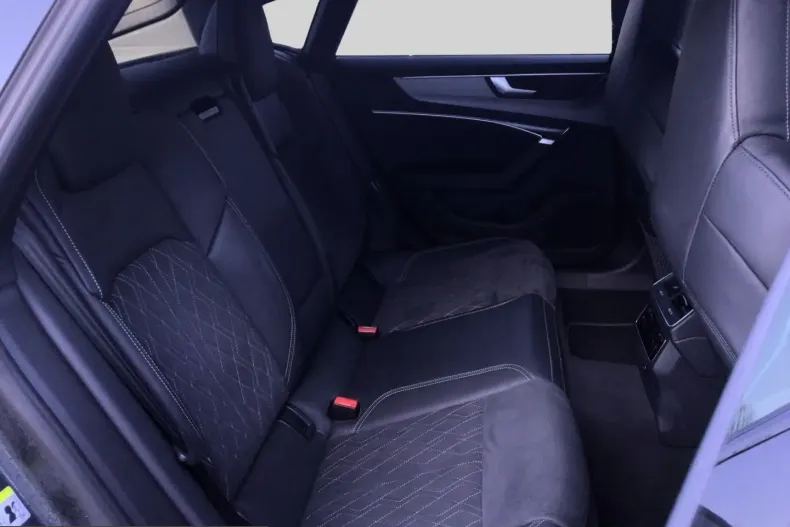 Audi S7 din 2023 cu 48.275 km - oferta AUD240890 - foto 5