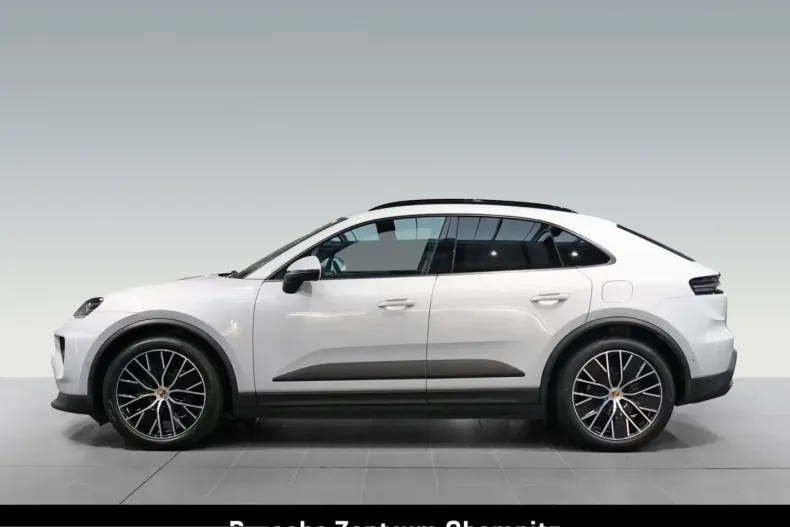 Porsche Macan din 2024 cu 30.930 km - oferta POR240893 - foto 2