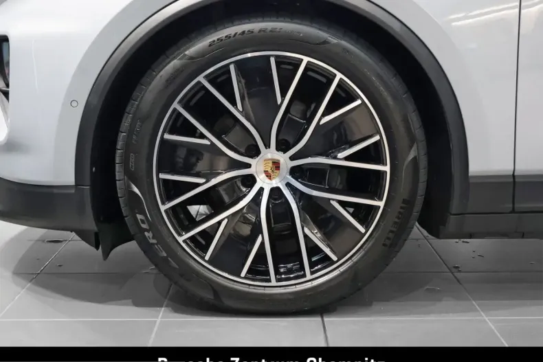Porsche Macan din 2024 cu 30.930 km - oferta POR240893 - foto 6