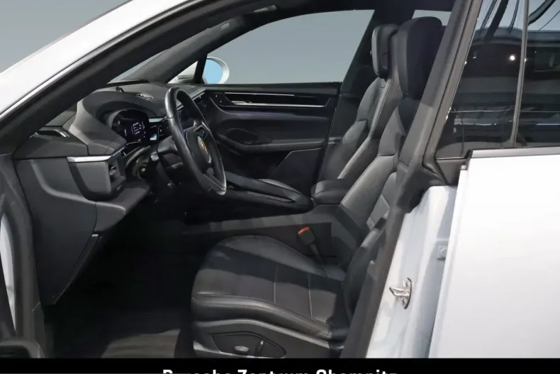 Porsche Macan din 2024 cu 30.930 km - oferta POR240893 - foto 12