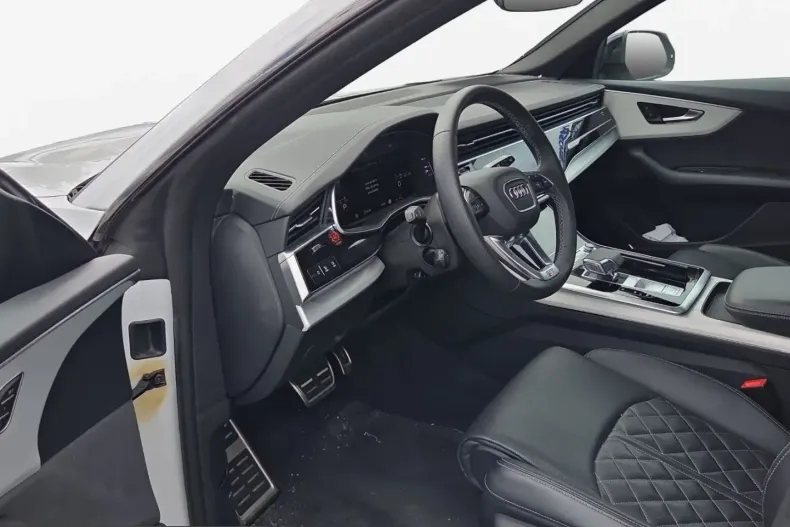 Audi Q8 din 2023 cu 47.514 km - oferta AUD240894 - foto 14