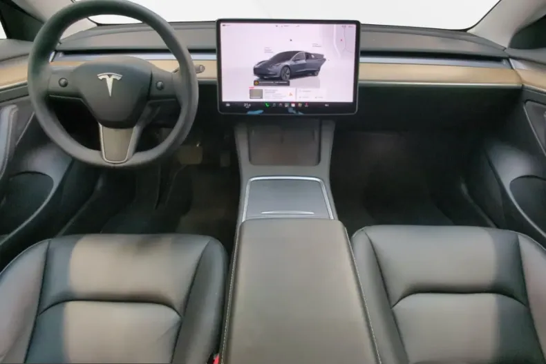 Tesla Model 3 din 2023 cu 75.940 km - oferta TES240901 - foto 5