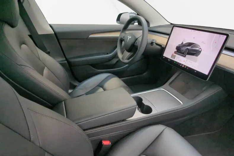 Tesla Model 3 din 2023 cu 75.940 km - oferta TES240901 - foto 10