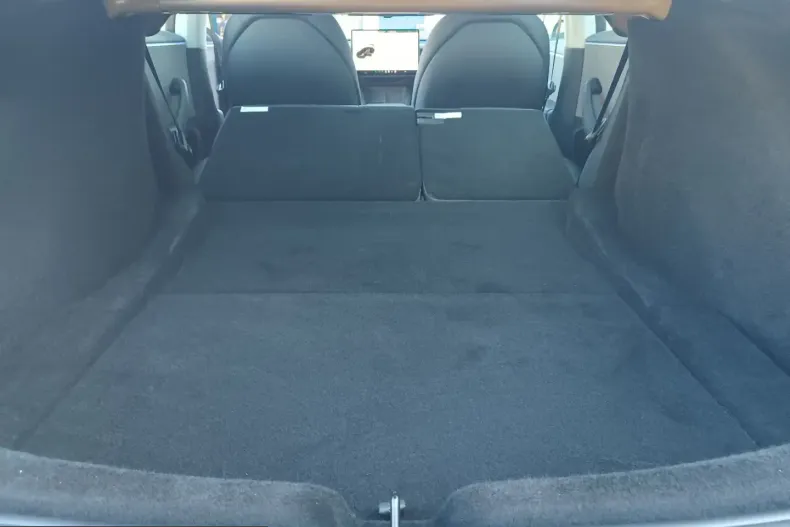 Tesla Model 3 din 2025 cu 25.900 km - oferta TES240904 - foto 15
