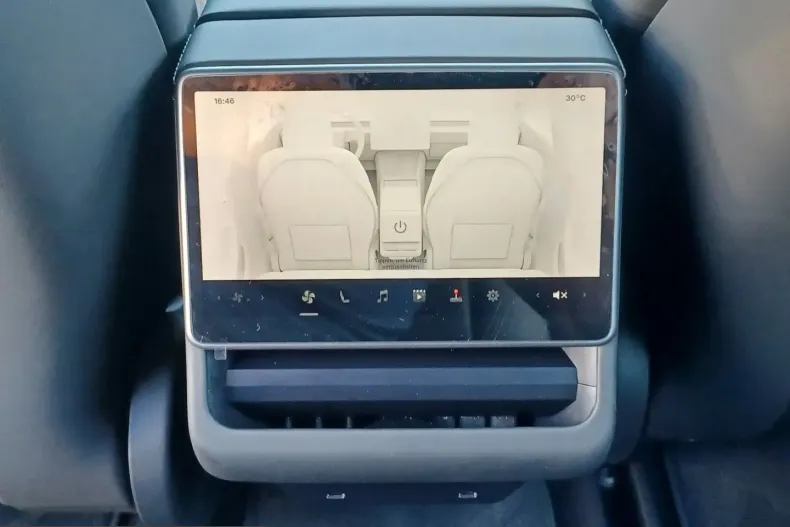 Tesla Model 3 din 2025 cu 25.900 km - oferta TES240904 - foto 22