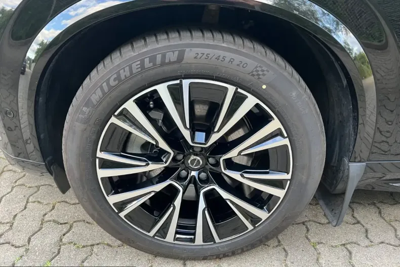 Volvo XC90 din 2024 cu 8.900 km - oferta VOL240916 - foto 8