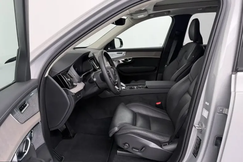 Volvo XC90 din 2025 cu 17.104 km - oferta VOL240919 - foto 12