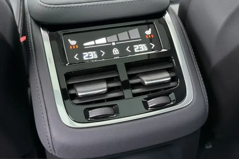 Volvo XC90 din 2025 cu 17.104 km - oferta VOL240919 - foto 47