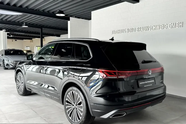 Volkswagen Touareg din 2024 cu 26.000 km - oferta VOL240922 - foto 5