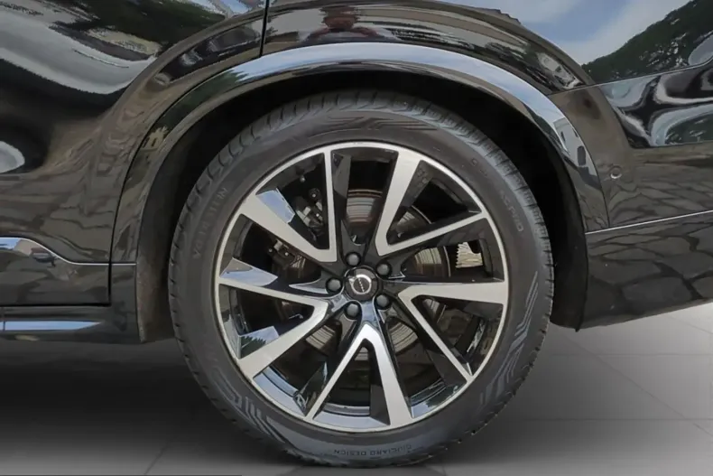 Volvo XC90 din 2023 cu 37.900 km - oferta VOL240923 - foto 8