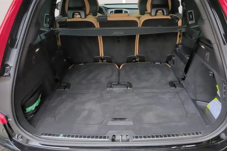 Volvo XC90 din 2023 cu 37.900 km - oferta VOL240923 - foto 9