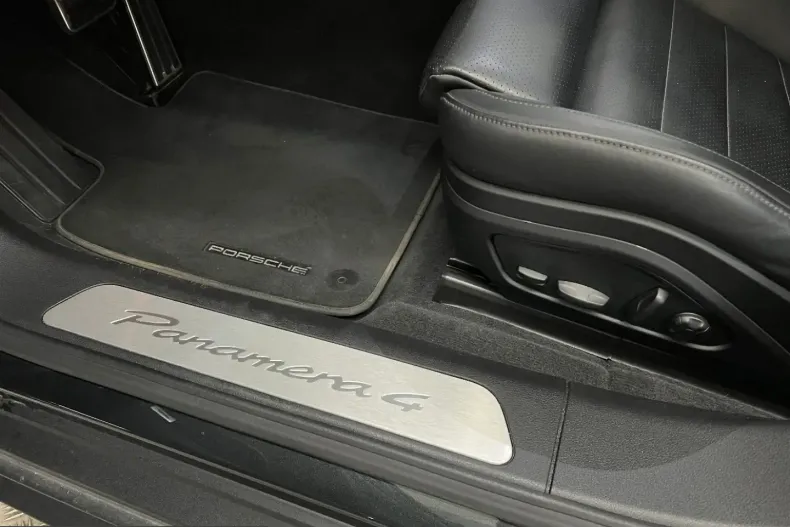 Porsche Panamera din 2024 cu 30.700 km - oferta POR240928 - foto 24