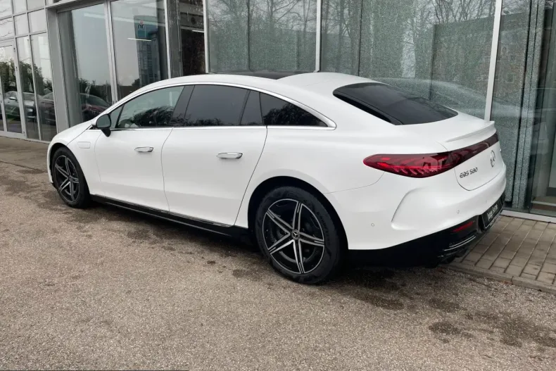 Mercedes-Benz EQS (Clasa S) din 2023 cu 27.563 km - oferta MER240933 - foto 5