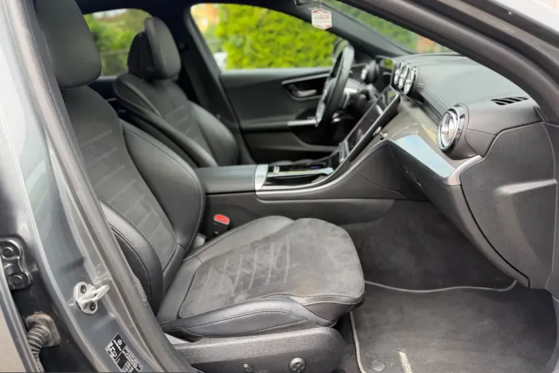 Mercedes-Benz C 200 (Clasa C) din 2021 cu 33.000 km - oferta MER240935 - foto 15