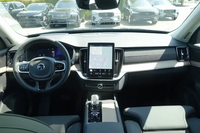 Volvo XC90 din 2025 cu 19.360 km - oferta VOL240936 - foto 13