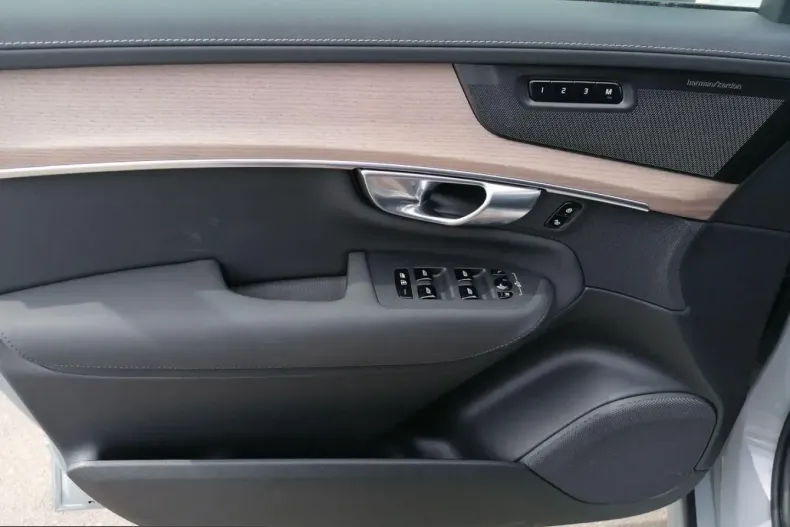 Volvo XC90 din 2025 cu 26.694 km - oferta VOL240938 - foto 20